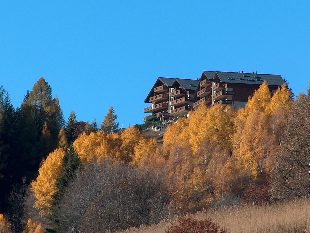 Apartments Castle Goms Экстерьер фото